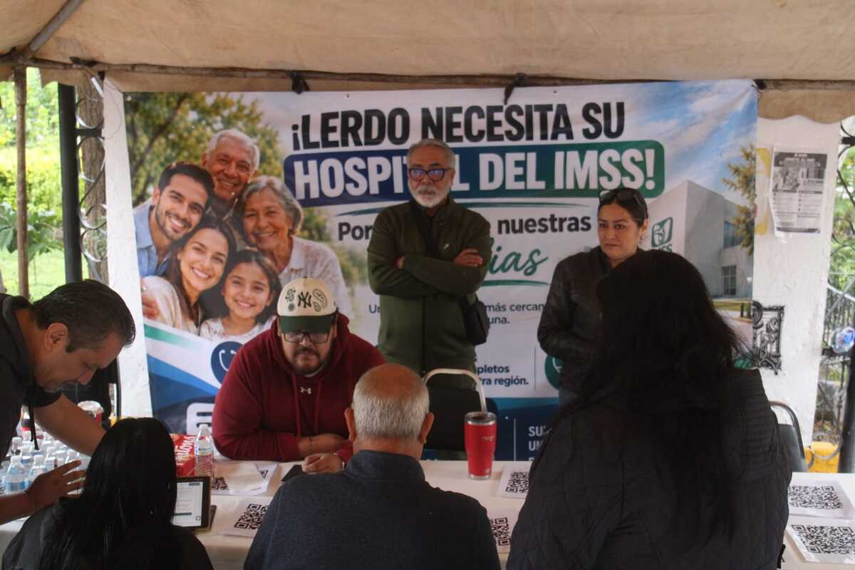 Reúnen firmas para nuevo hospital de especialidades IMSS Lerdo. | Foto: Rolando Riestra