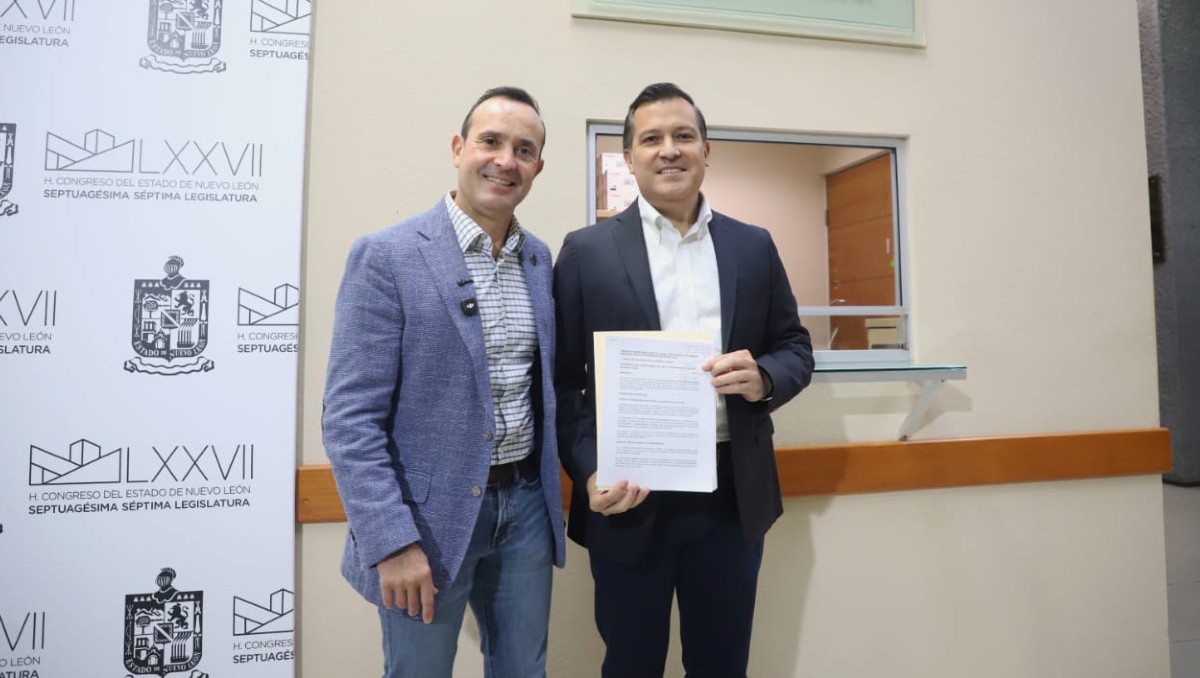 Carlos de la Fuente e Iván Garza | Luis Guerra