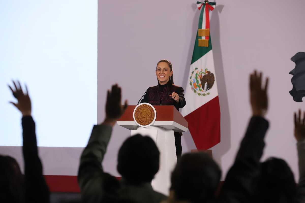 "Ya fueron eliminadas 800 páginas vinculadas al reclutamiento criminal de jóvenes": Sheinbaum. | Javier Ríos