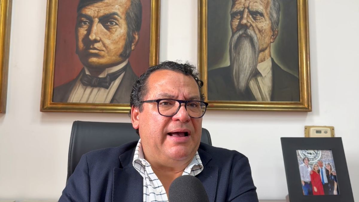 José Luis Tostado, coordinador de la fracción emecista, tachó de ilógicas las acusaciones al partido. (Cortesía)