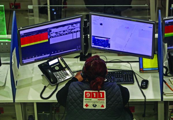Pepe Chedraui, informó que se entregarán mil cámaras de videovigilancia al sector empresarial. Agencia Esimagen