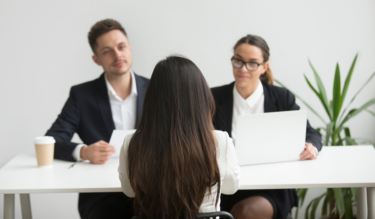 En este curso, el interesado aprenderá a hablar con seguridad en entrevistas de trabajo. (fotografía de Magnific)