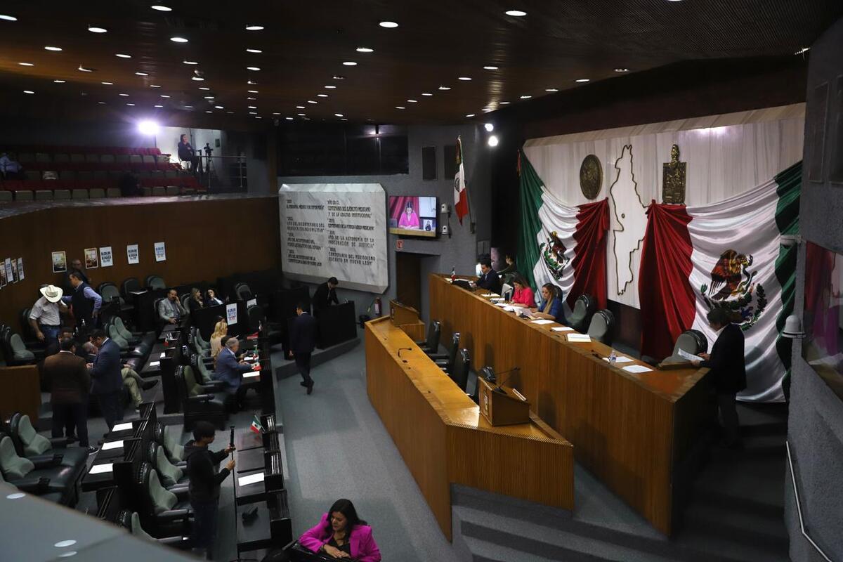 Diputados locales aprobaron la derogación del artículo 395 del Código Penal de Nuevo León.  Foto: Roberto Alanís