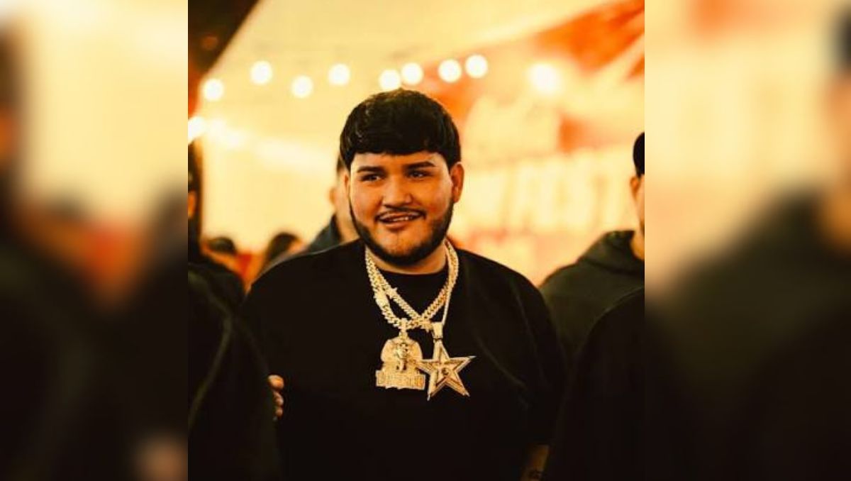 El joven cantautor y compositor sonorense, realia corridos tumbados, trap y música urbana. | Foto: Instagram de Víctor Mendívil