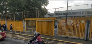 Vista del exterior de la Prepa 1 de la UNAM, en CdMx
