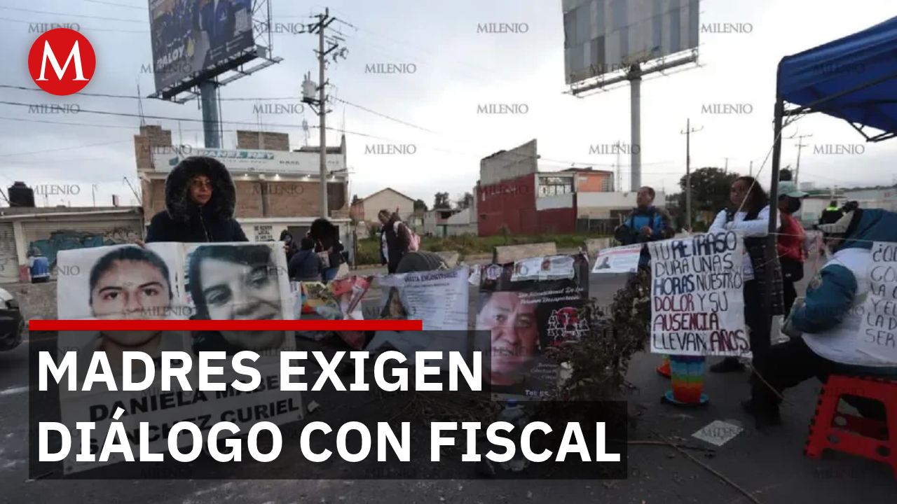 Colectivo Mariposas bloquea carretera México-Toluca y exige diálogo con fiscal del Estado de México