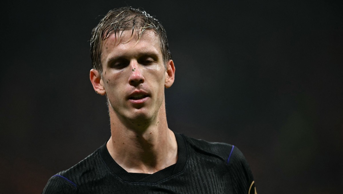 Dani Olmo se perderá el Clásico Español con el Barcelona (AFP)