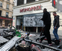 Las aseguradoras enfrentan pérdidas económicas por protestas en Francia