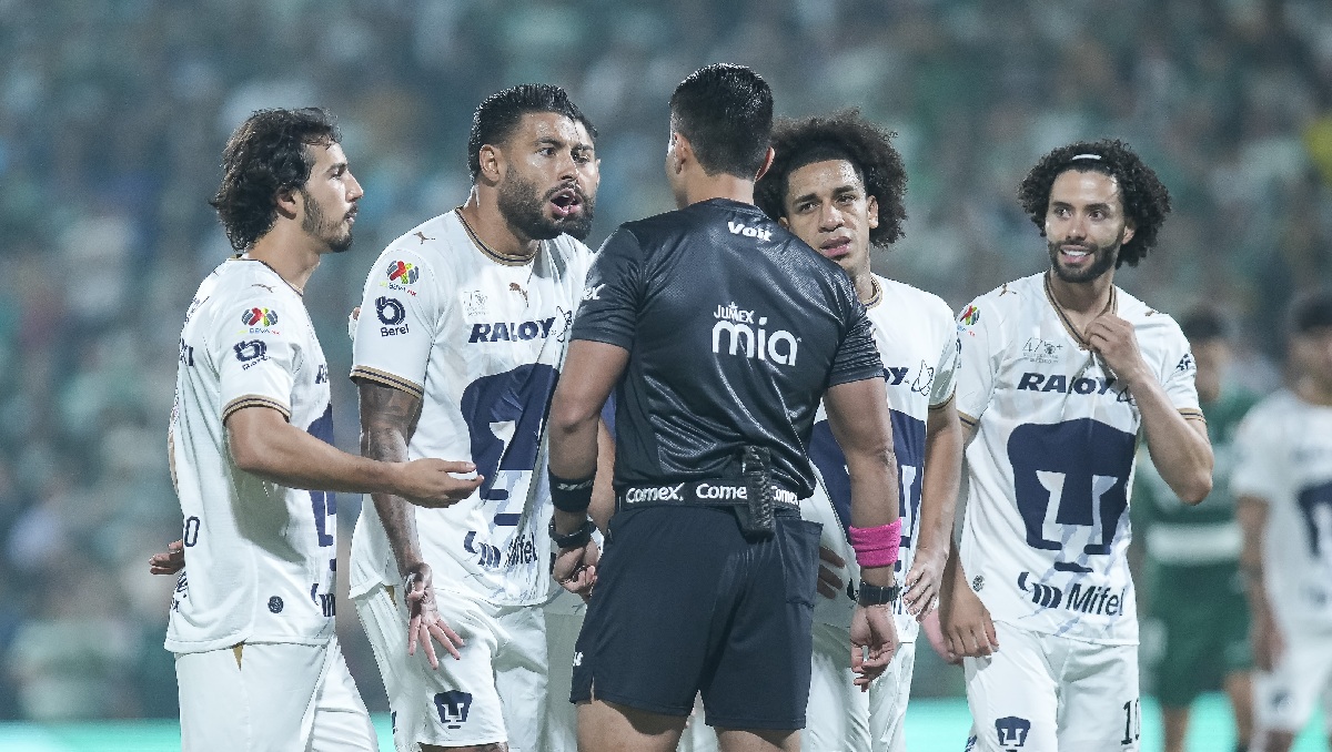 Así fue la 'expulsión exprés' de Nathan Silva contra Santos Laguna (Imago7)