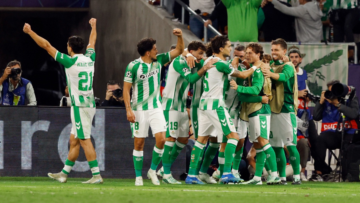 Real Betis derrota a Feyenoord y se mantiene con paso perfecto en Champions (Reuters)