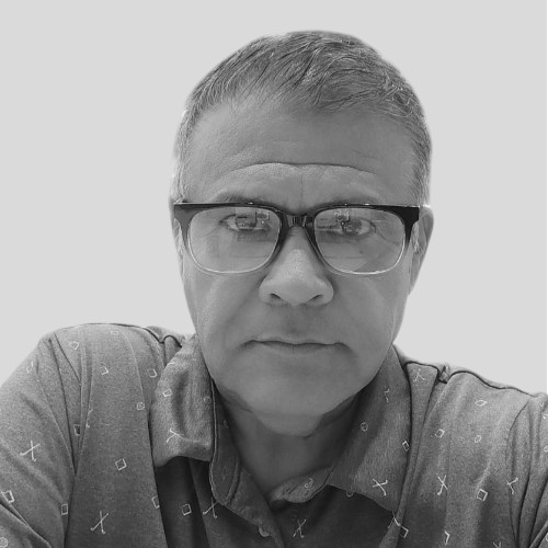 Roberto Flores