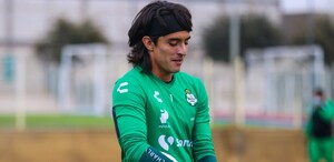 Santos Laguna. Carlos Acevedo preparado para el Guardianes 2021.