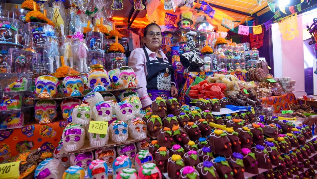 A 10 días de concluir la Feria del Alfeñique, Toluca suma más de 4 millones de visitantes y prevé superar los 5.5 millones. | Foto: Cuartoscuro