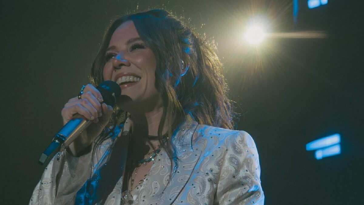 Joy Huerta confirma gira de conciertos | Instagram