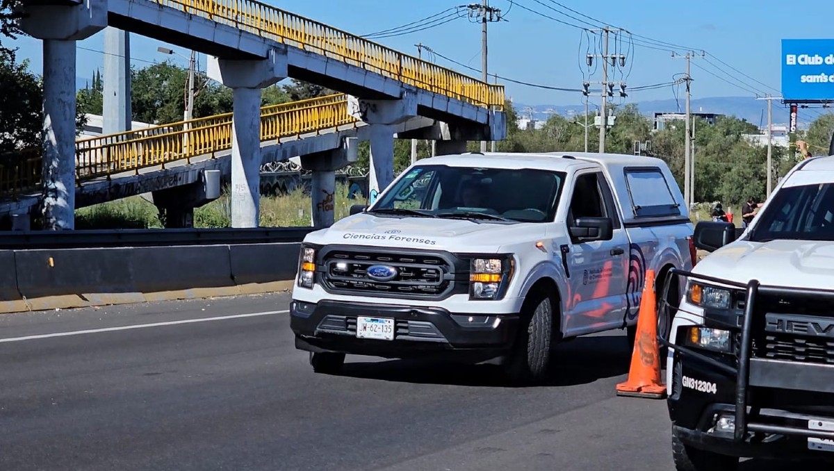 Personal forense acudió al lugar del accidente en Tonalá (Juan Carlos Munguía)