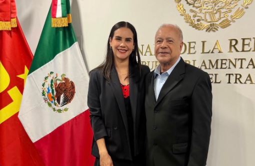 Rosi Bayardo se reunió en el Senado con el dirigente nacional del PT, Alberto Anaya. | Especial