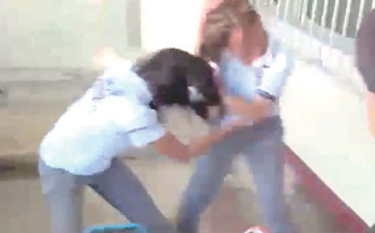 Peleas son nuevamente grabadas. |