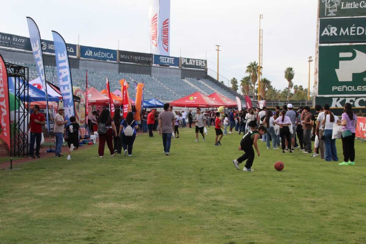 Todo listo para celebrar la primera Carrera Algodoneros. | Foto: Roberto Amaya.