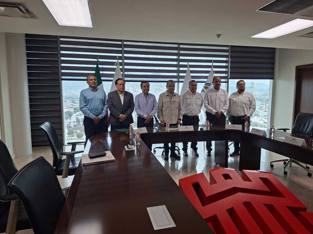 Firman convenio entre Municipio de Torreón y la CNA. (Brenda Alcalá)