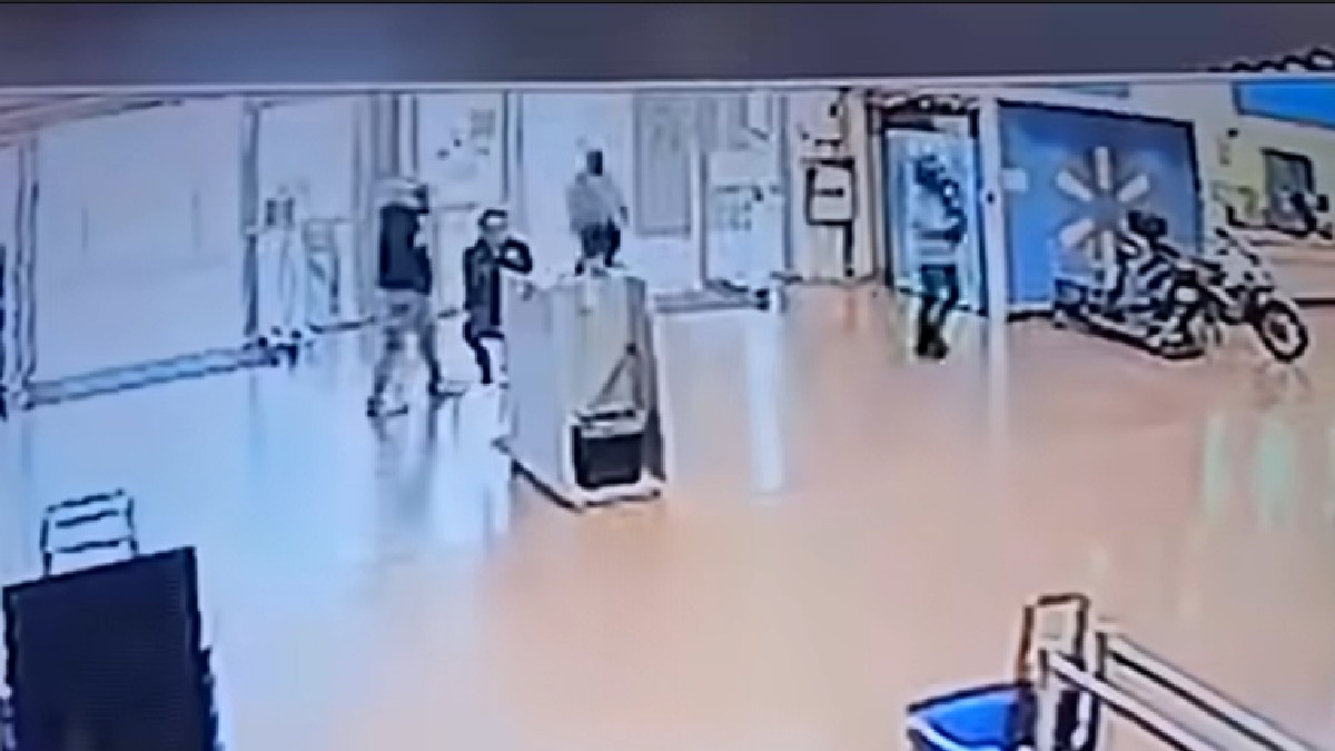 El incidente habría ocurrido alrededor de las 7:00 de la mañana en el Walmart Rentería.