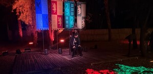 Entre luces, criaturas fantásticas, hechizos interactivos y referencias a las películas de Harry Potter, el Parque Naucalli recibe una experiencia al aire libre