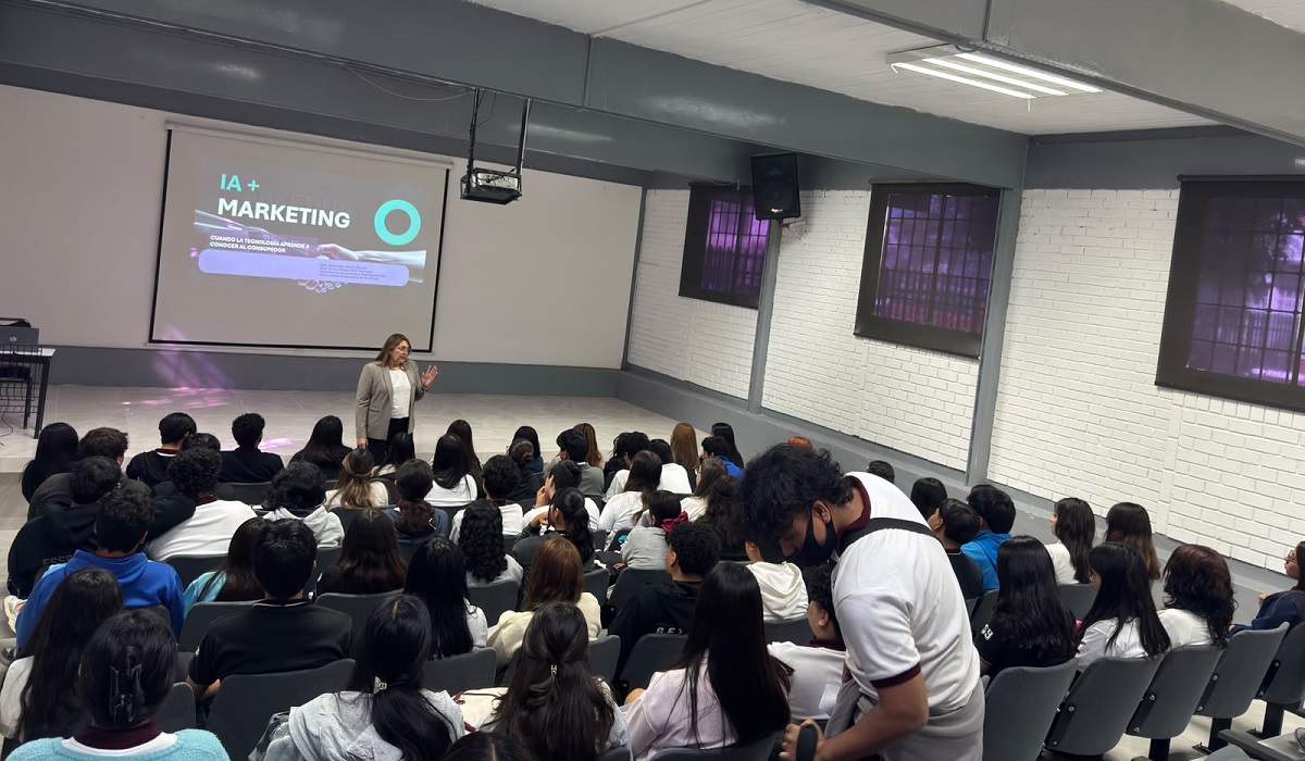 Se llevaron a cabo pláticas sobre inteligencia artificial y sustentabilidad. (fotografía proporcionada por la fuente)