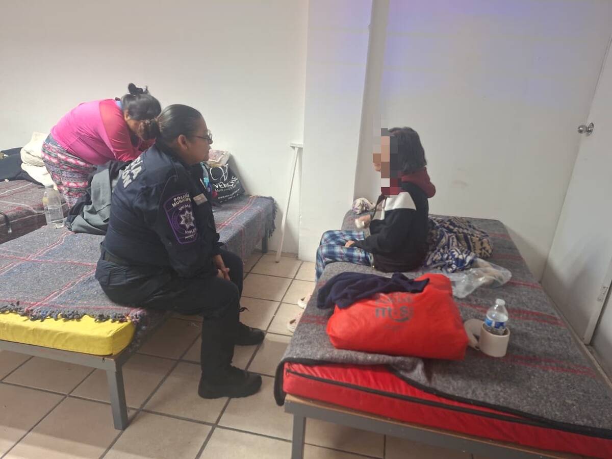 Mujer resguardada. | Foto de Seguridad Pública