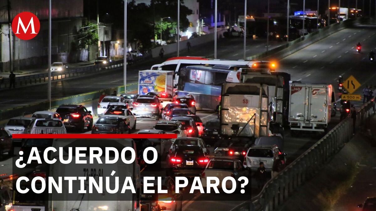 Transportistas esperan llamada de dirigentes para retirarse de la autopista mexiquense
