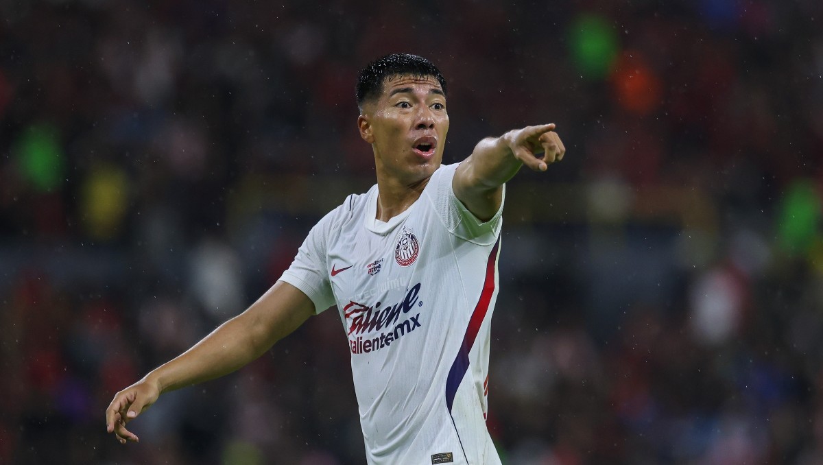 La defensa de Chivas han logrado ser la mejor en el sector durante el torneo (Mexsport)