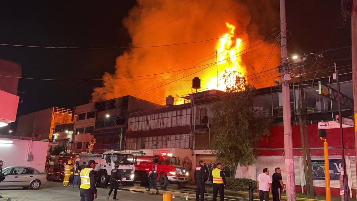 Incendio en Rayón y Morelos movilizó a cuerpos de emergencia de 18 municipios.  | Foto: Equipo MILENIO