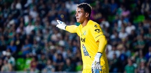 Irving Martínez, portero del Club León, habló sobre su debut en Liga MX y la exigencia que representa jugar en el máximo circuito.