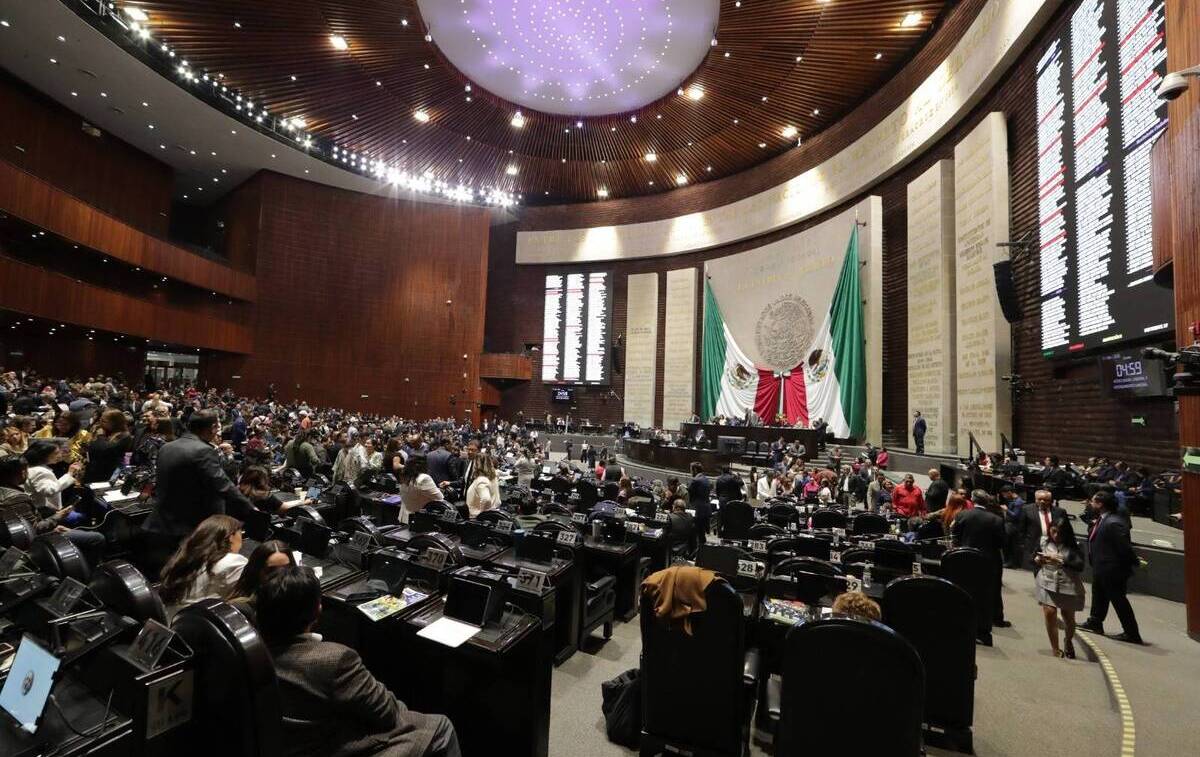 Diputados aprueban inclusión de Defensa y Marina en Inversiones
