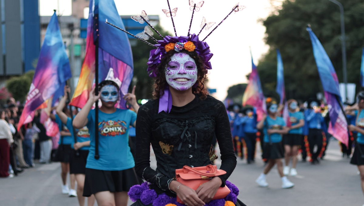 Calles de Puebla se llenan de música y color con Cempasúchil Sonoro | EsImagen
