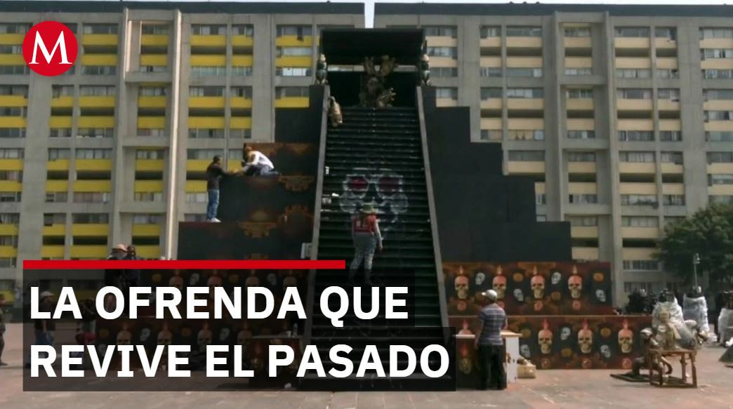 Ofrenda inspirada en raíces náhuatl se exhibe en plaza pública
